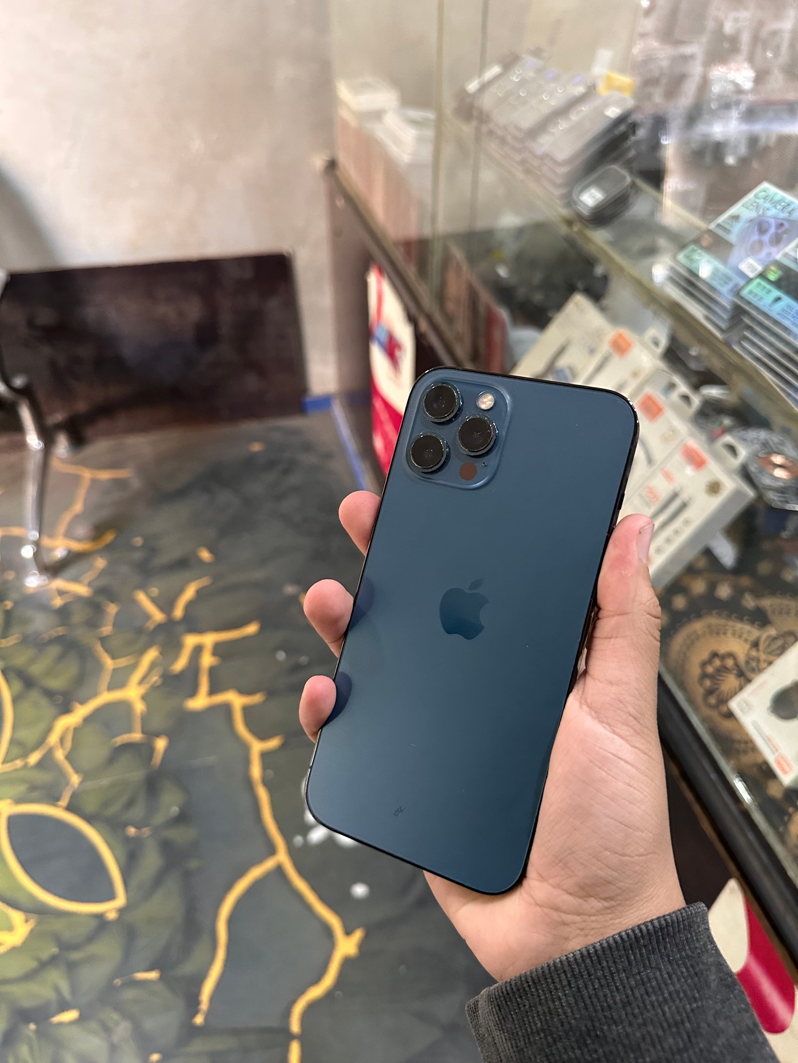 ايفون 12 برو ماكس